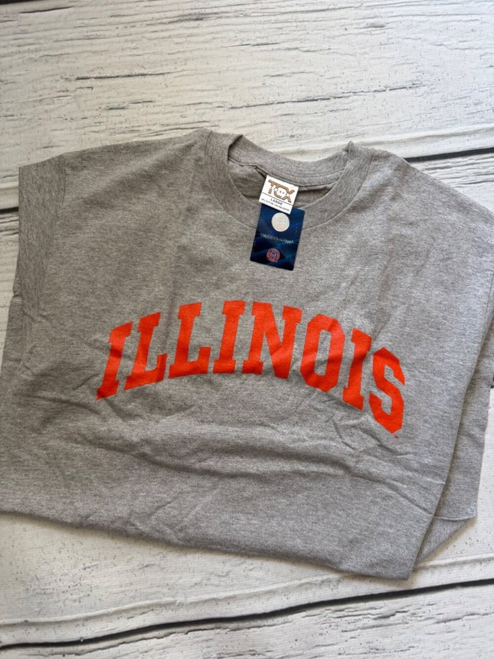 NWT Illinois Illini tee